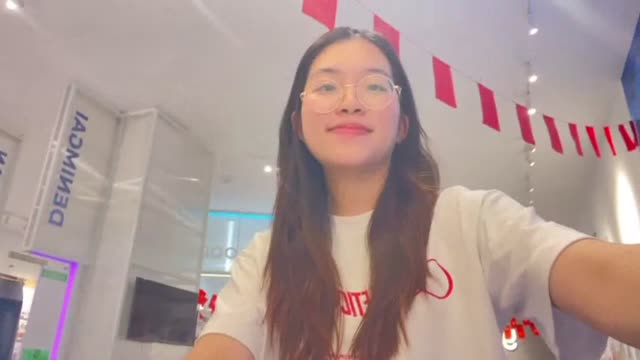 Intro to Training department at large fashion company thumbnail
